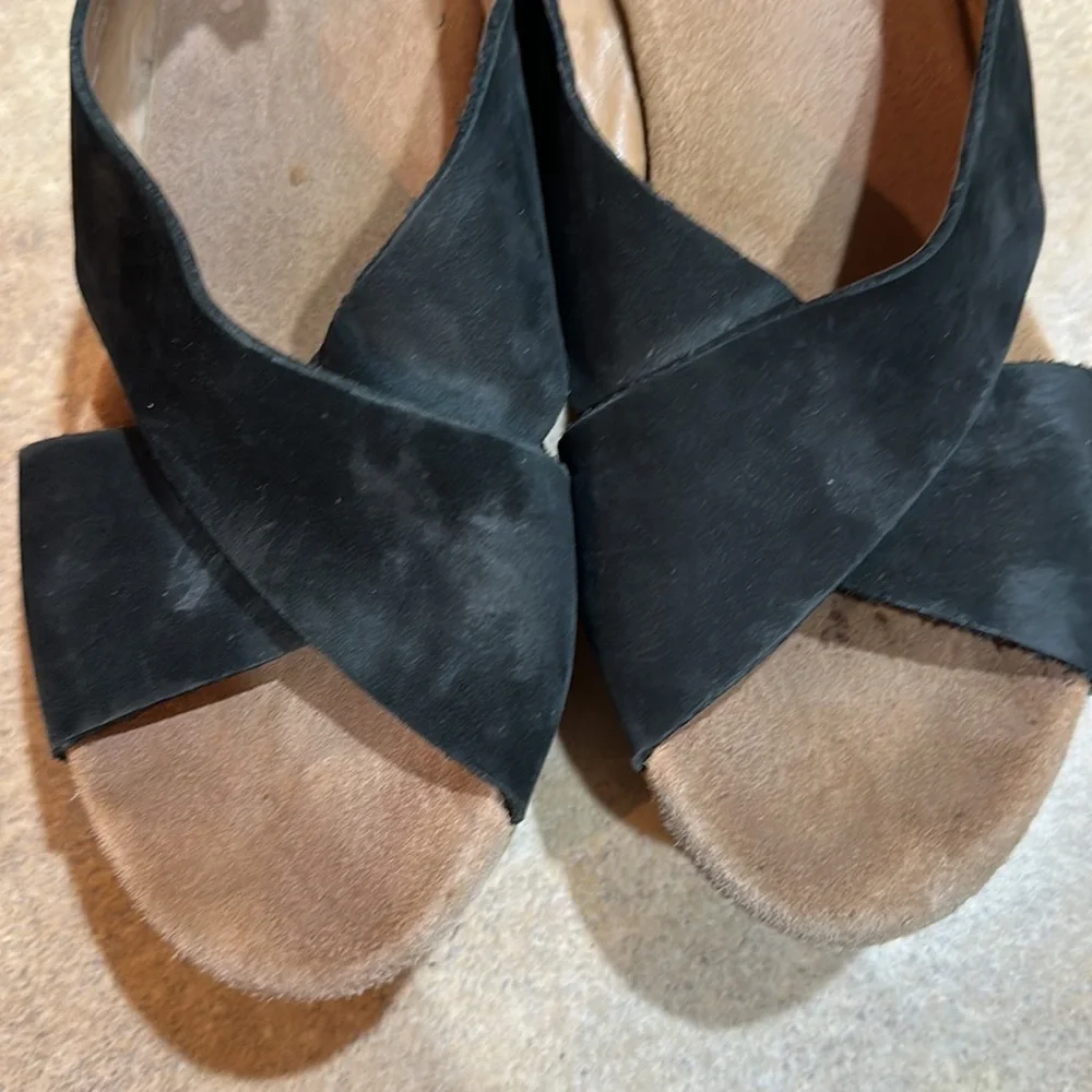 Women’s Clark sandals, size 7